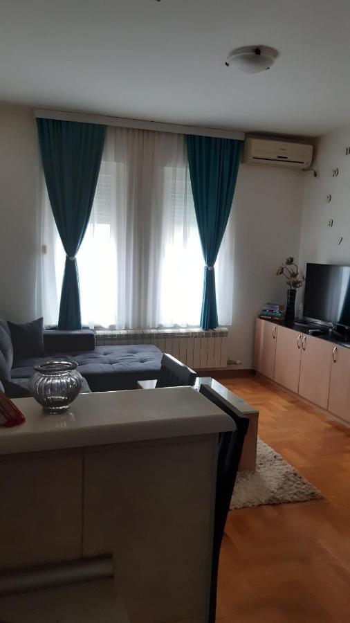 Apartman Ema Apartment Valjevo Exterior photo